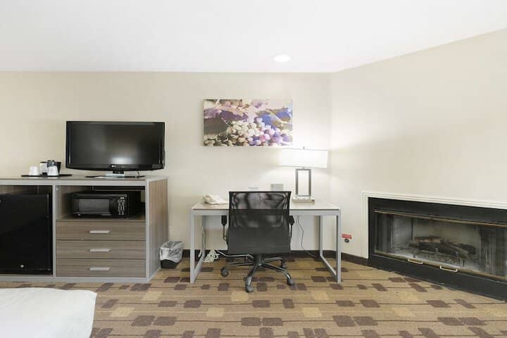 Room 16 of 57